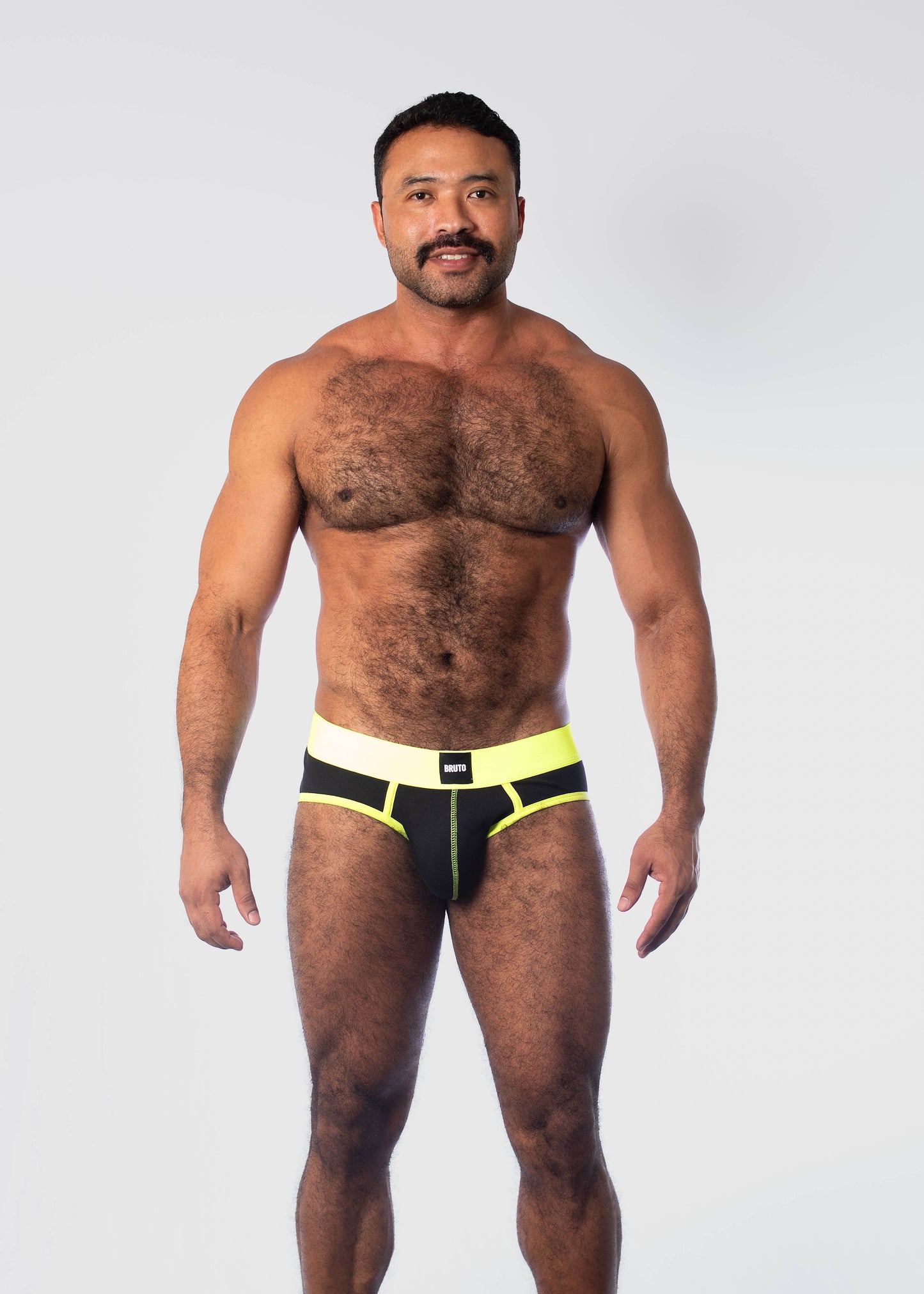 NEW! BRUTO BRIEF 04